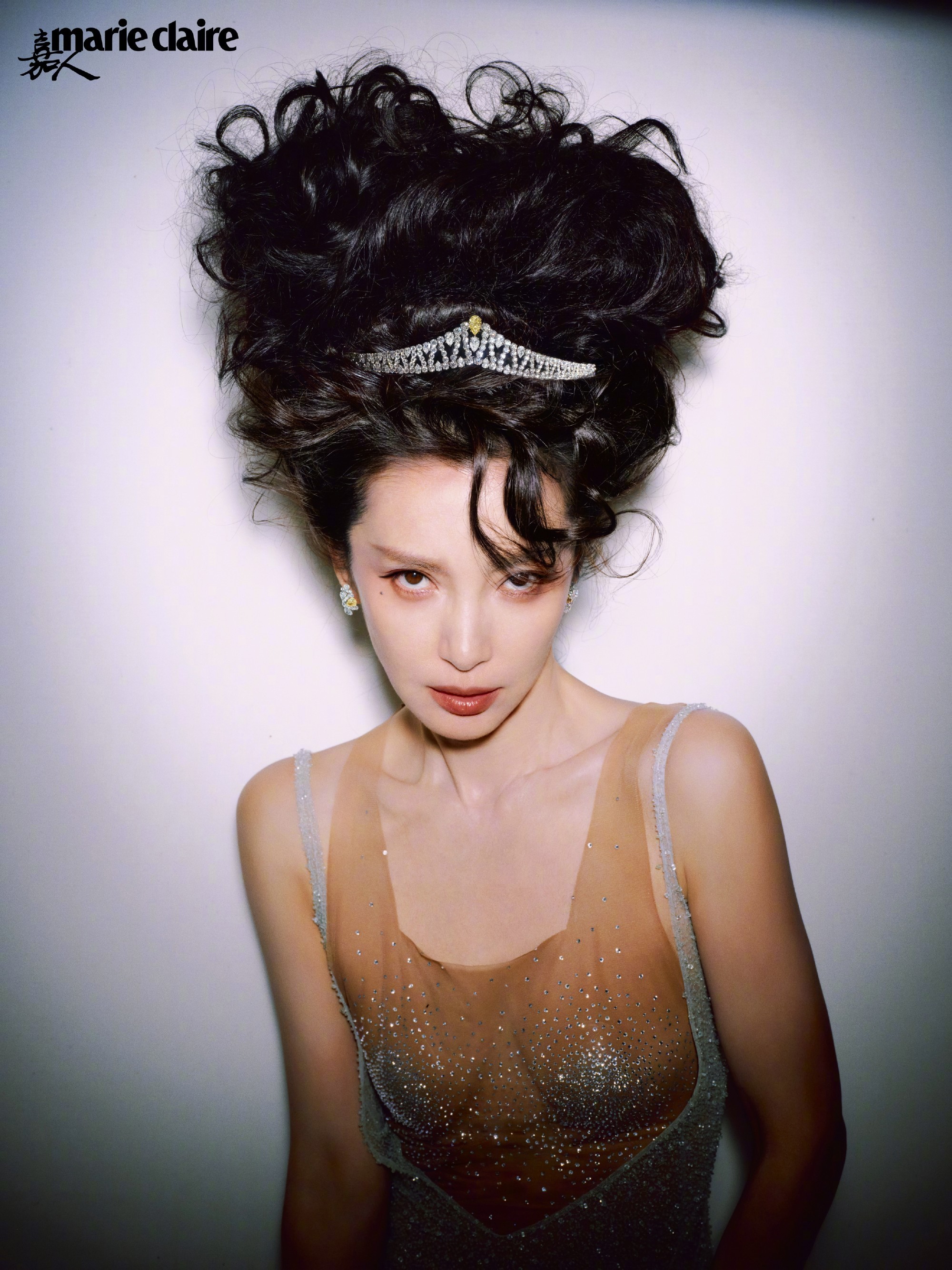 李冰冰为《嘉人》2026年4月号拍摄的写真照（超清套图）摄影：许闯造型：PUN