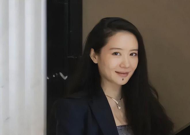 赵长鹏又要多一个孩子了？币安联合创始人何一宣布再次怀孕，晒出了宝宝的B超照片