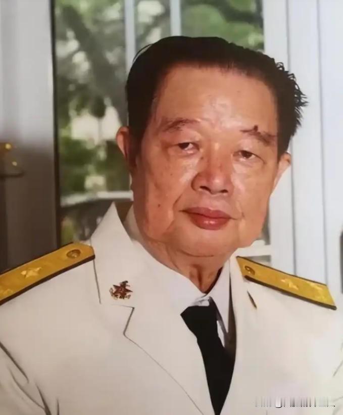 中国不开第一枪！金一南教授说过：“如果不是1988年陈伟文将军果断亮剑，击沉越军