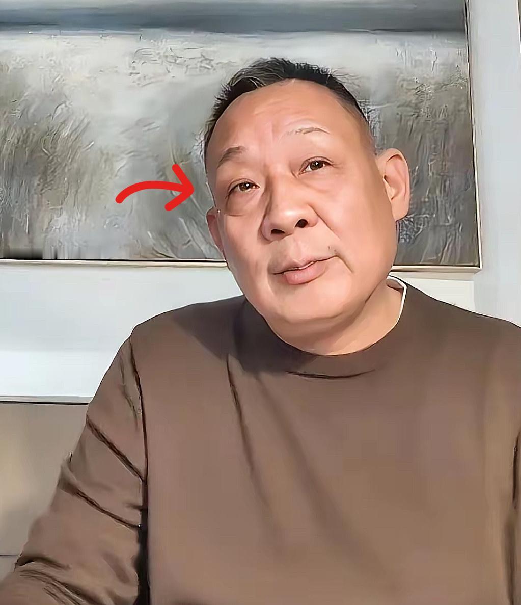 大家有没有觉得​于东来越来越不对劲了​倒不是因为他变得不成功了，而是因为他越