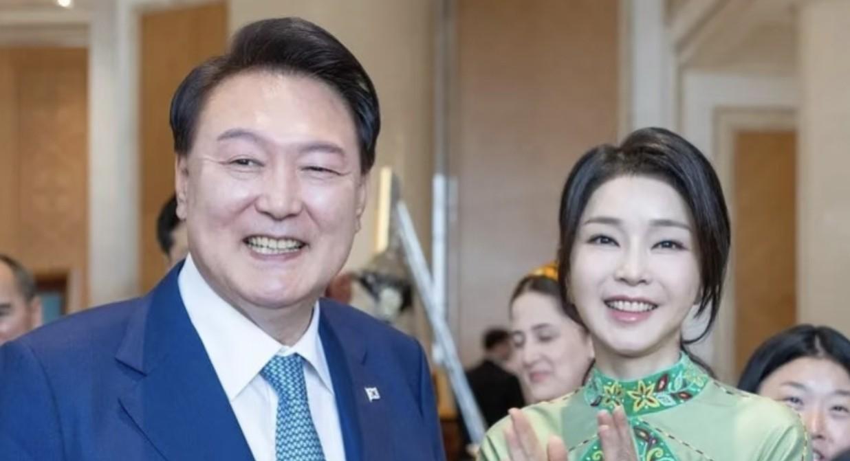 尹锡悦夫妇可能迎来大结局，这几天，他们俩人先后都出席了庭审。尽管他们都已经否认了
