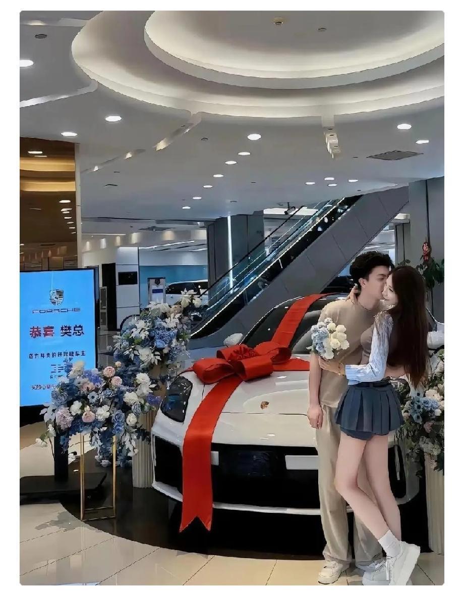 孙割和富贵花的“撕逼大战”至少证实了三件事：1.女明星就是女明星，即使经济