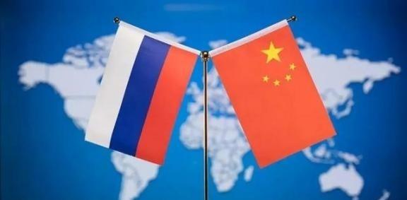 俄罗斯专家出来说实话了！俄专家坦言，俄高层精英知道中国的武器装备比俄罗斯更加先进