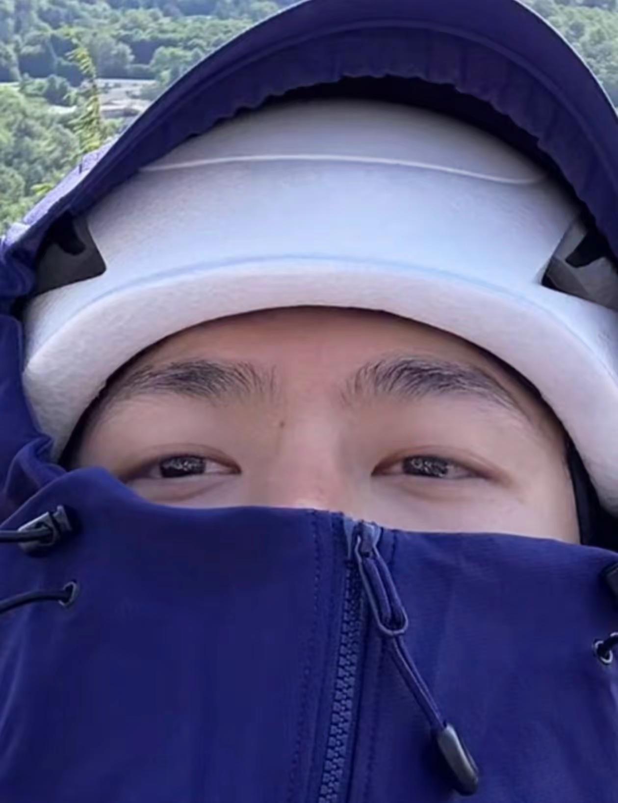 刷到王一博粉丝的“结婚表白”了？别急着姨母笑——这条火出圈的互动，其实只是粉丝