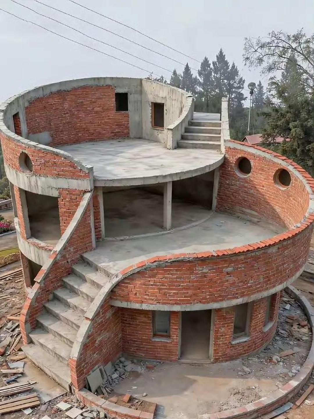 这应该是农村自建房的天花板吧？？？