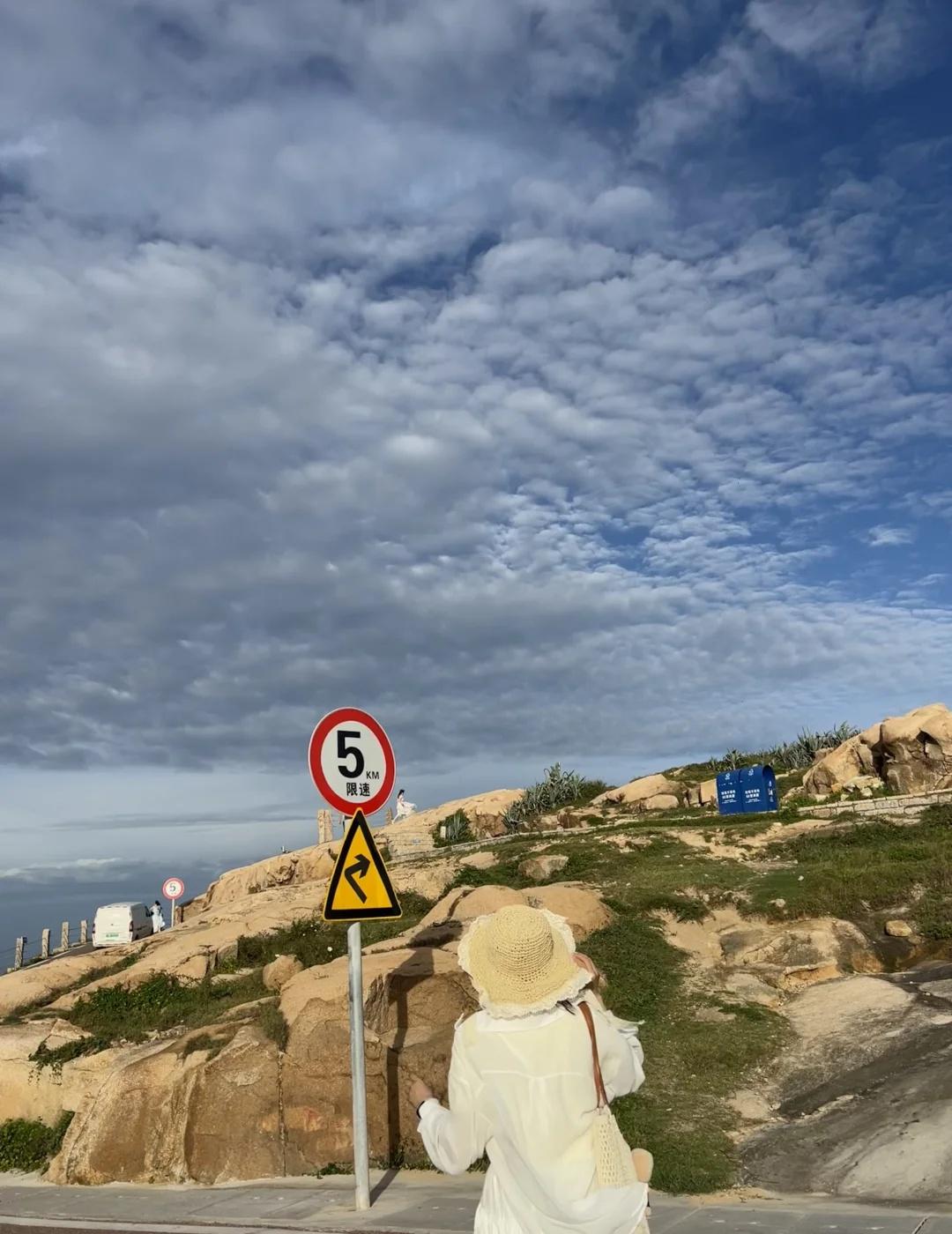 现在开始相亲。谈三个月正好过年回家见家长。哈哈哈哈时间刚刚好。脱单会遇到