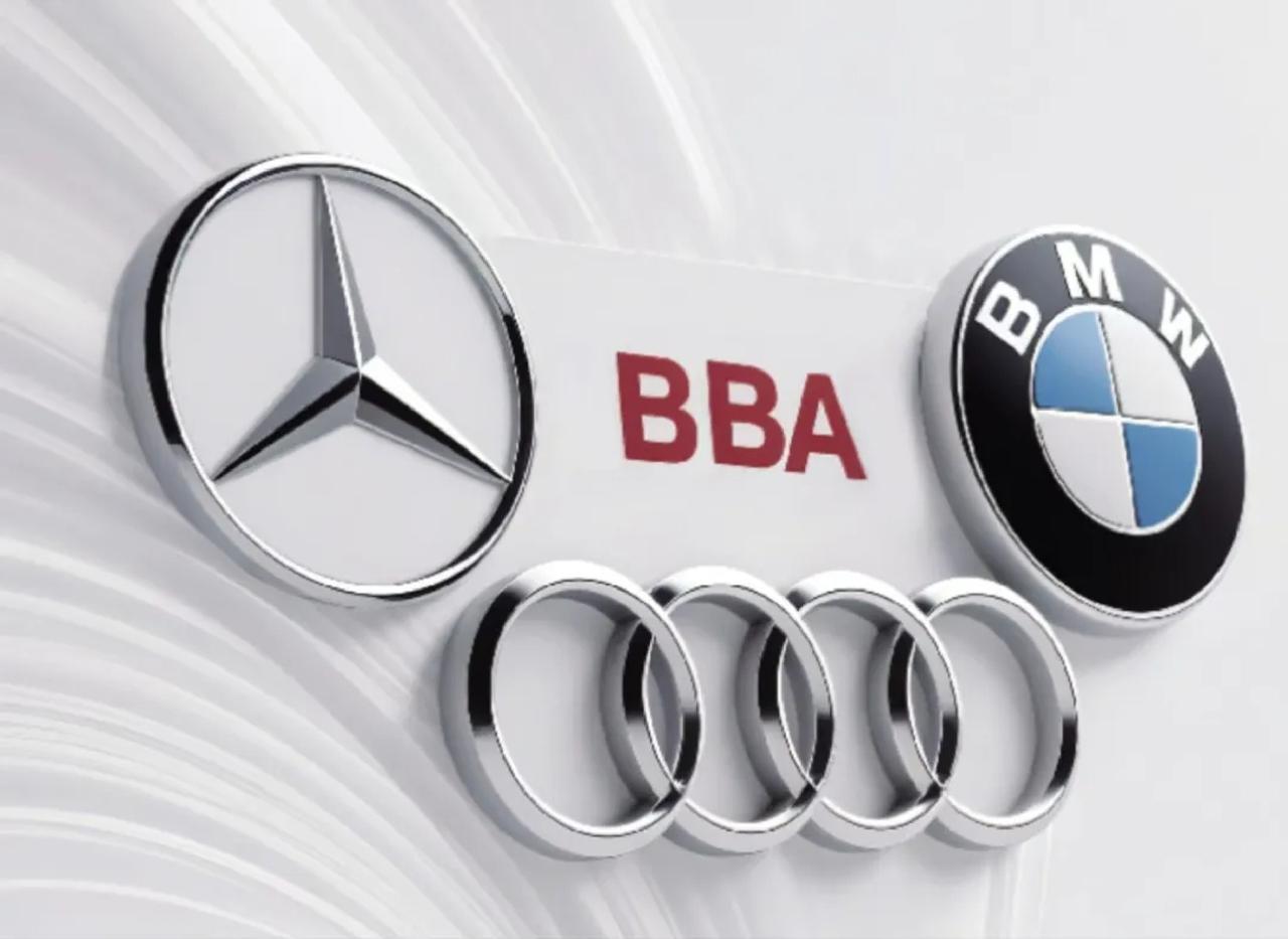 被惊呆了！燃油车的价格暴跌到这种程度了吗？今天早晨看手机，无意中进了一直播间