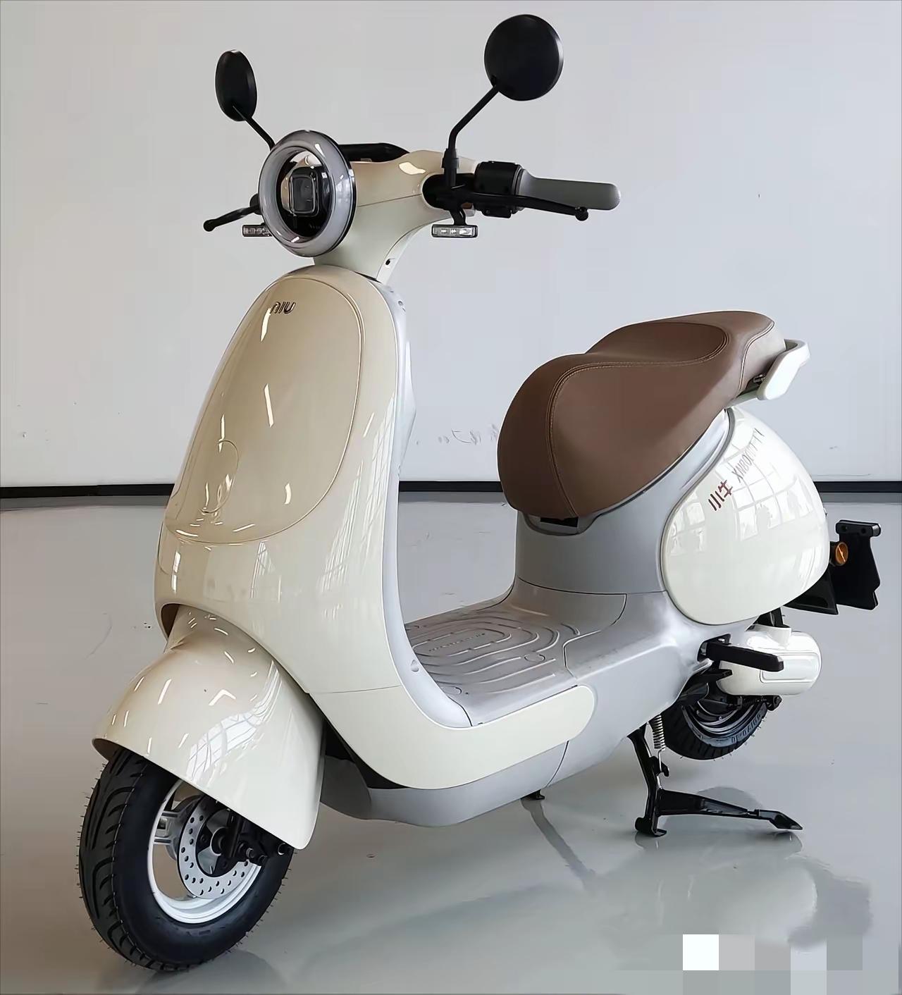 我跑了两年外卖，换了俩车，今天说句得罪人的话：雅迪、爱玛、台铃，我们骑手越来越不