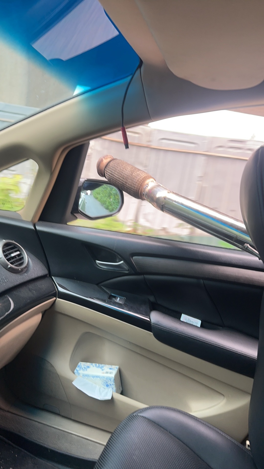 [捂脸哭]自己焊不好拉出去焊。​​​