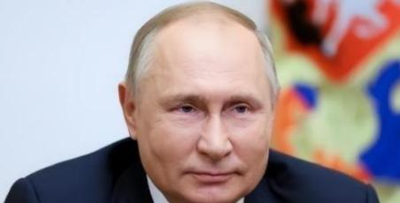 中国为何还不收复台湾，普京的一句话，得到了全体中国人民的认同：中国根本不需要动用