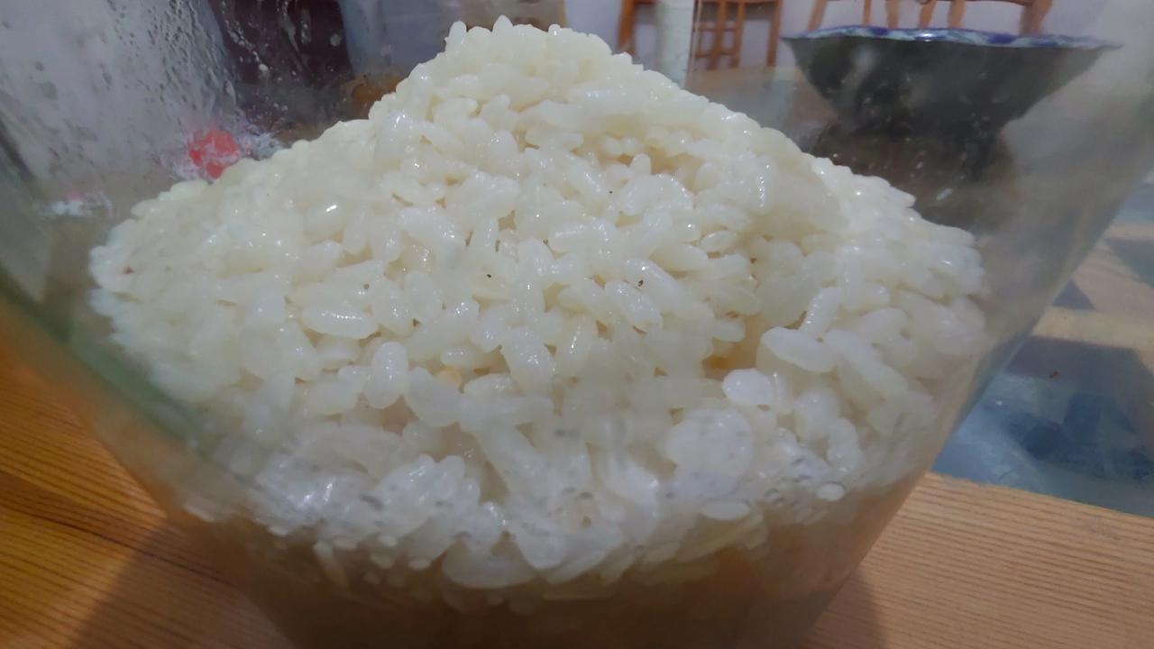醪糟太好制作了，一学就会有人问我制作醪糟的秘诀，我就再啰嗦一下吧制作醪糟与