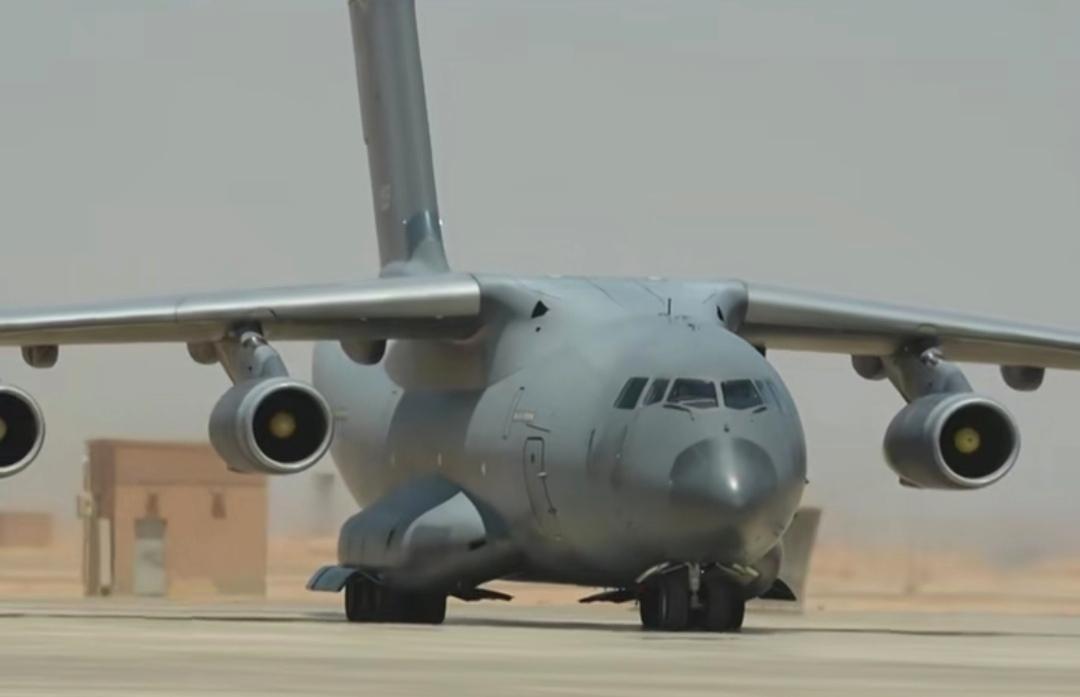 中国空军多型战机已经全部抵达埃及，运油-20A、歼16等战机跨越6000多公里，
