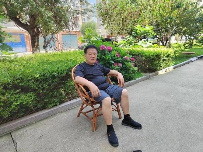 中国每个月养老金超过5000元人民币的退休人员，可能是全世界最有条件保持健康生活