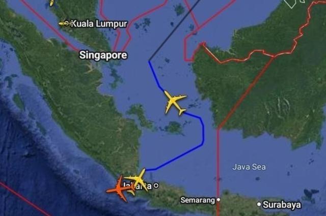大事不妙！日本起飞3架加油机，专给美军轰炸机“喂油”，大战要来了？雷达监测到，有