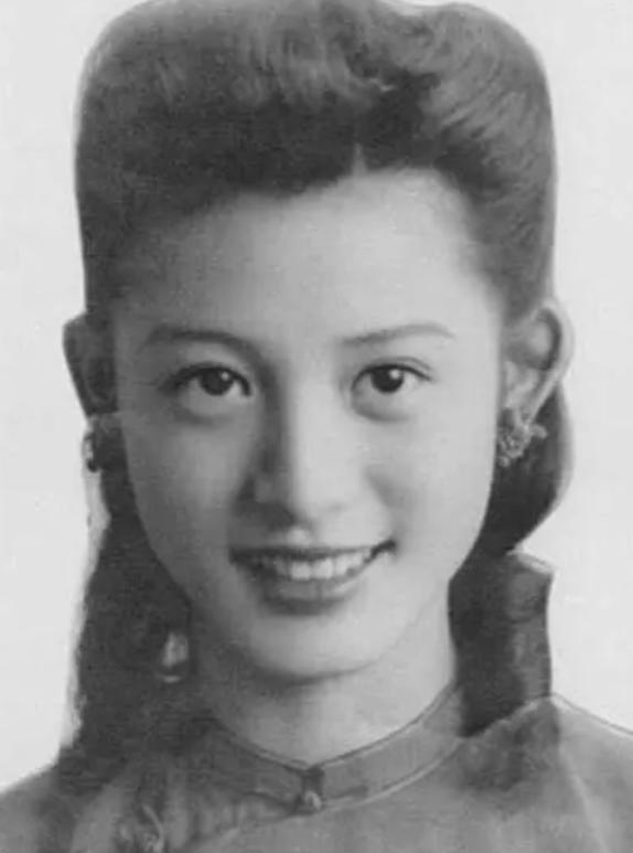 1919年，61岁的康有为娶了19岁的张光，几年后，康有为的身体就不行了。于是他