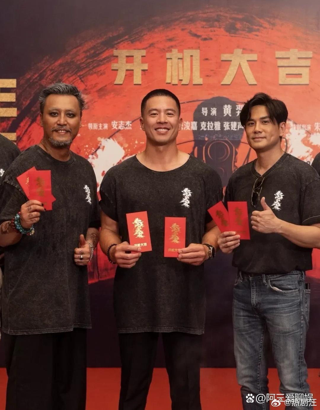 我怀疑安志杰是不⁠是只练上半身，下半身‏一⁠点不管啊？