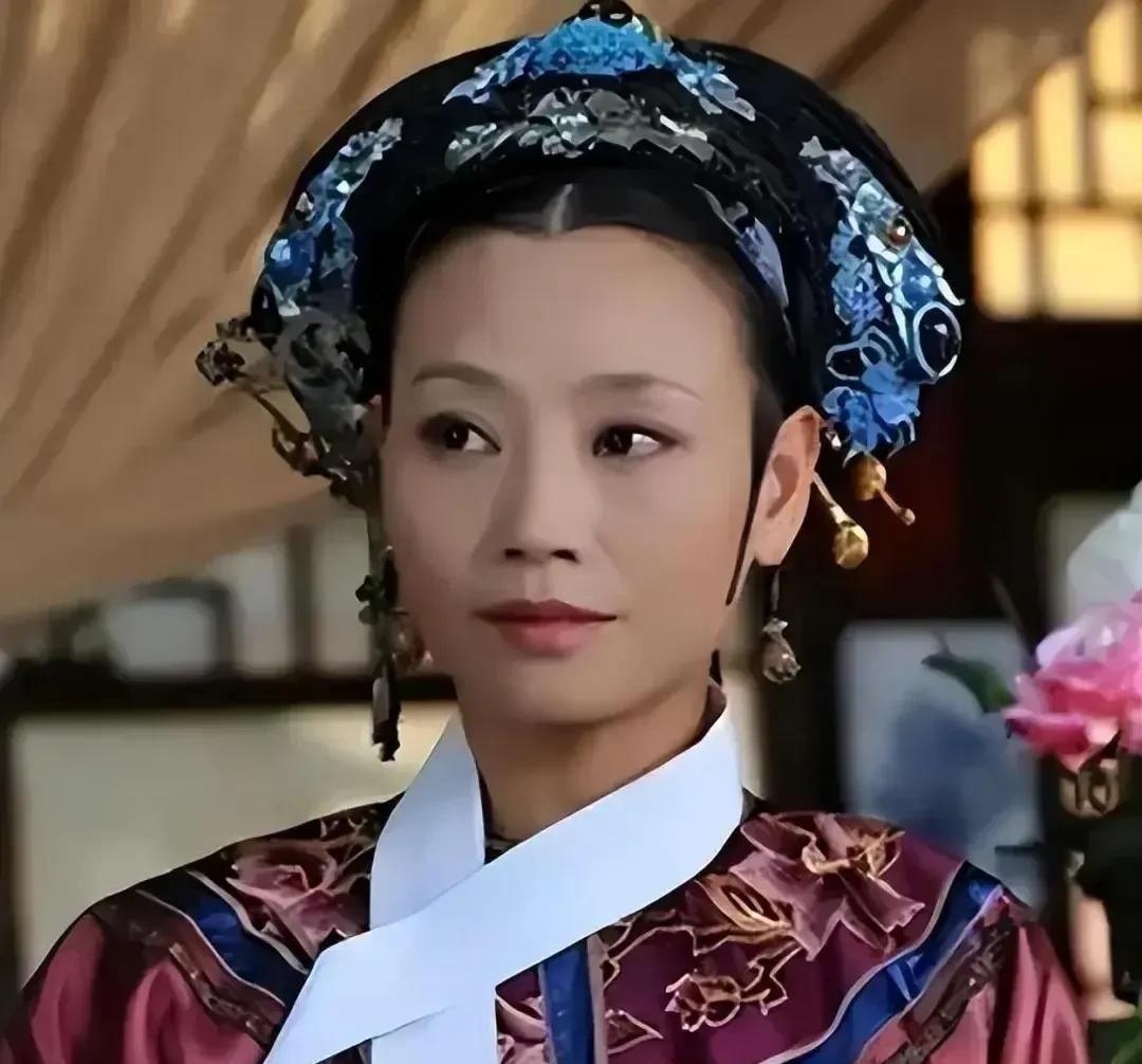 其实，《甄嬛传》端妃的日子，才是最让人羡慕的！躺着睡觉，睡醒院子里玩，而且有一大