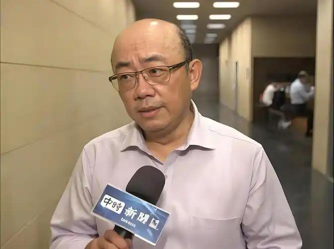 台军前司令陈永康一句话撕开遮羞布：大陆武统台湾，难的不是打不赢，而是战争本身太残