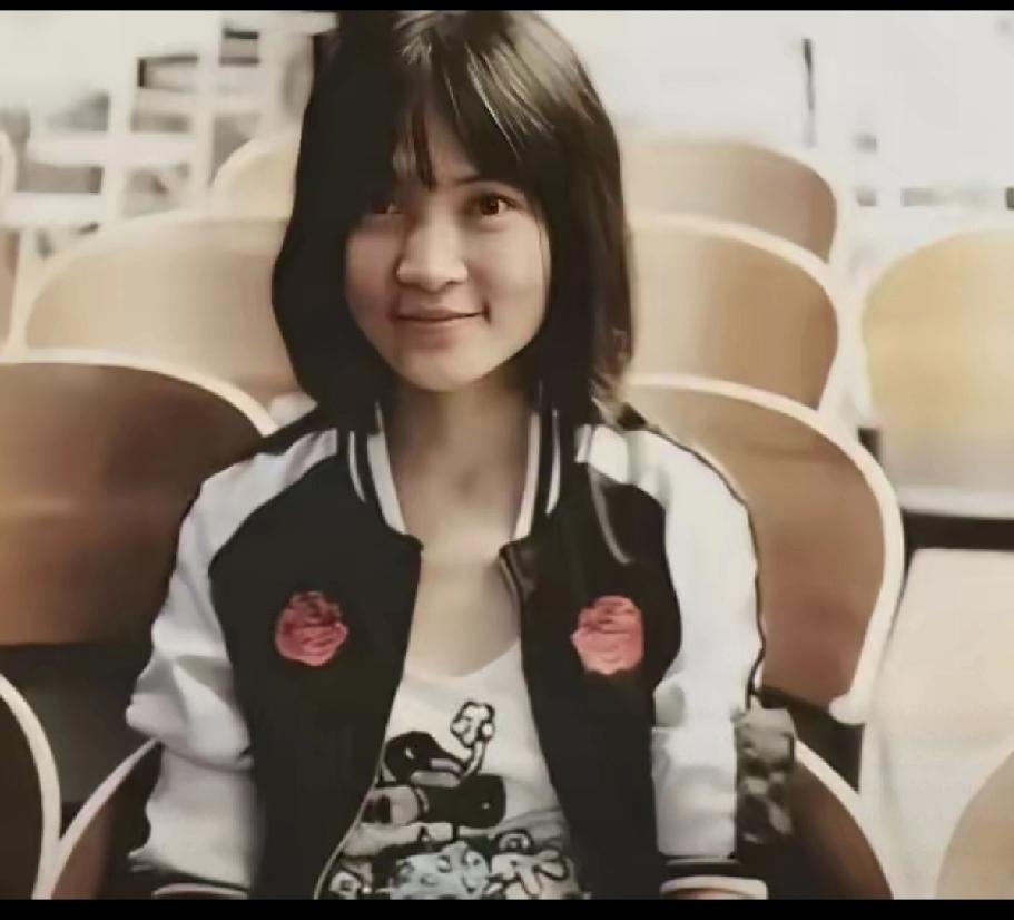 核威胁言论绝非“口嗨”：985硕士的无知与狂妄，该有代价！武汉大学985女