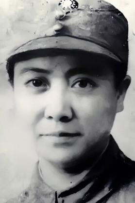 戴笠费了九牛二虎之力，才抓住了一位女地下党，消息很快传到蒋介石耳朵里，他亲自过来