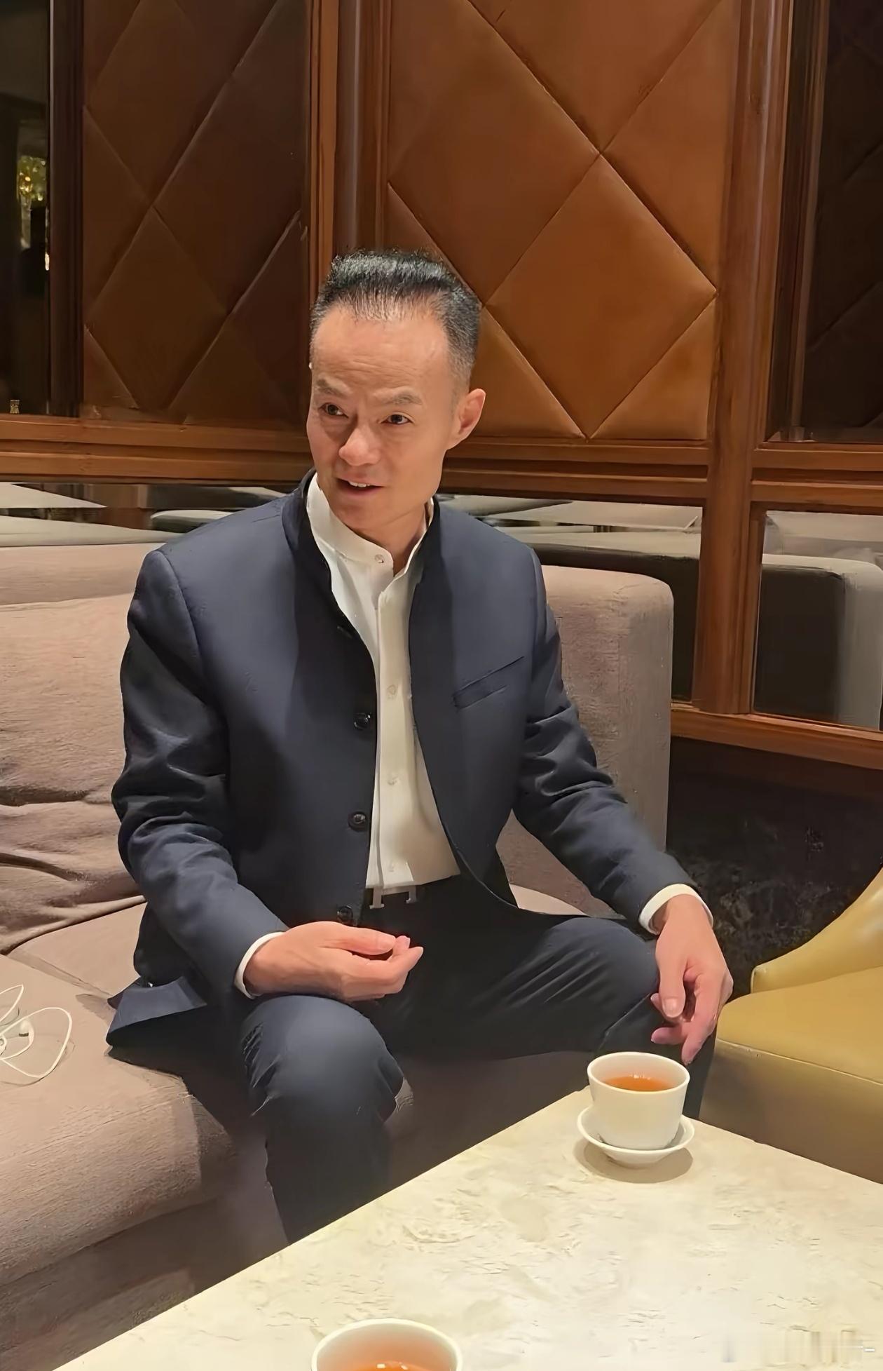 复习下傅老师的四大忌：普通人听到的：重仓猛干、浮盈加仓、频繁交易，技术分析，