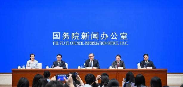 中国GDP总量早就超越了美国？这次的新闻发布会上，我们似乎找到了这个问题的答案，