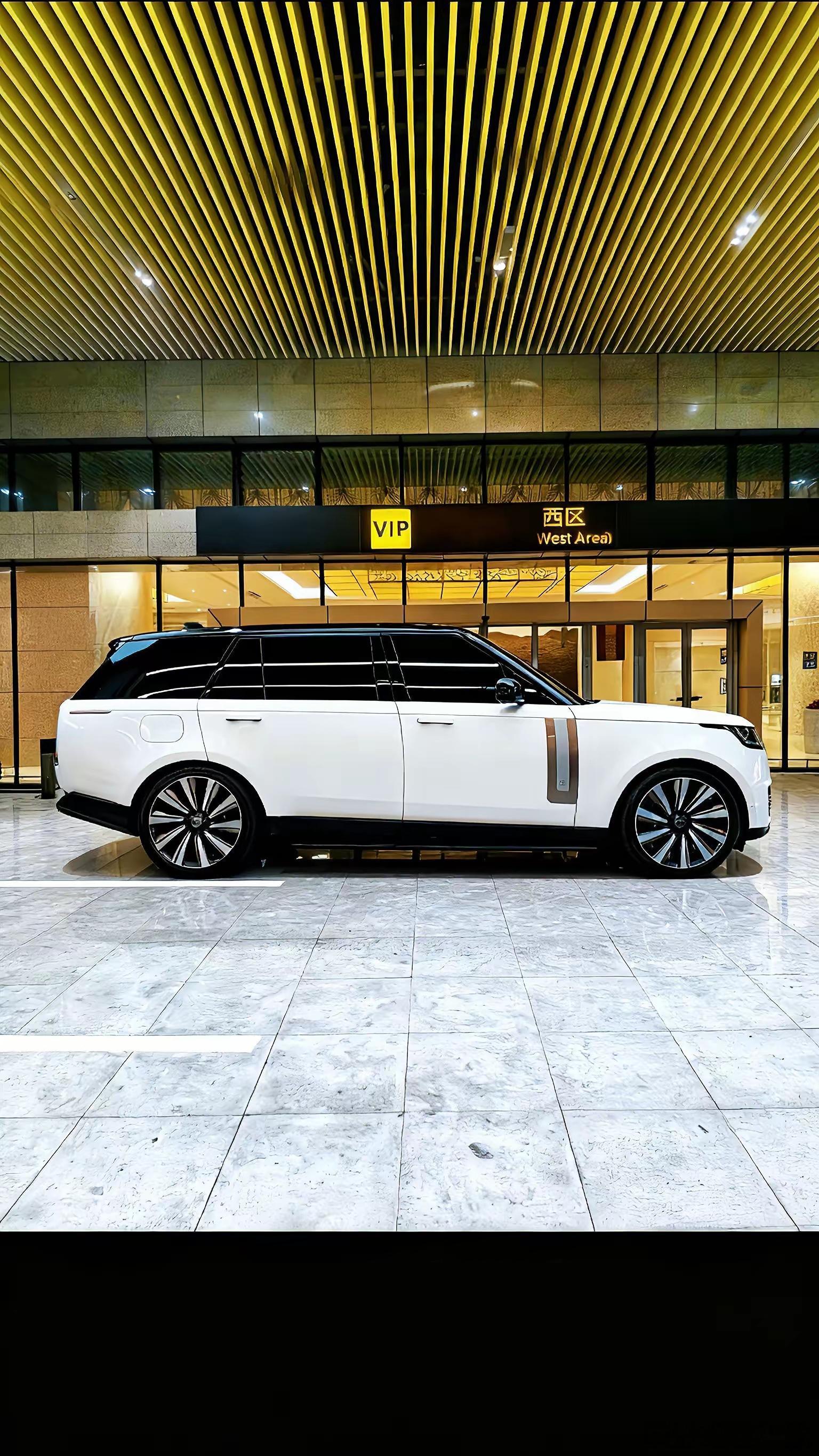 你好2026刷到这条内容，就代表你快要拥有这部车了。路虎揽胜