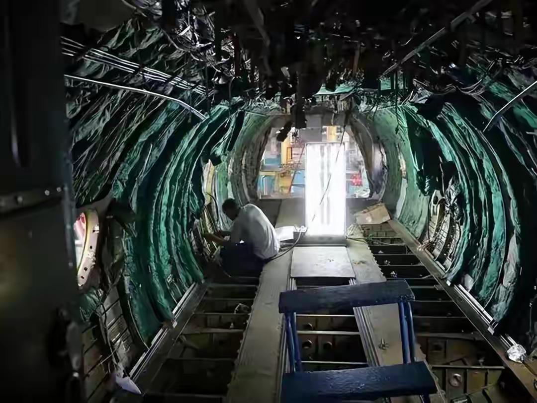 欧:阿中我们想和你商量个事中:啥事情啊欧:我们欧空局想借用一下你们家20马