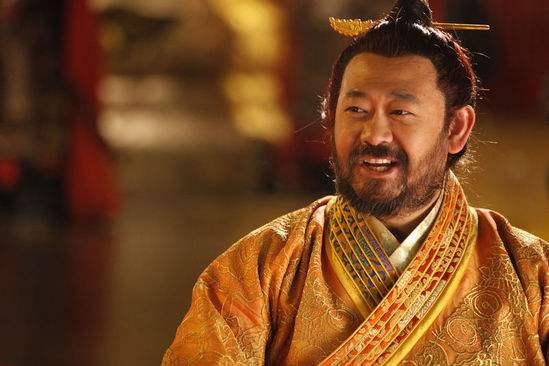 武则天为当皇帝，杀光李唐开国功臣，为何不敢动程咬金？武则天为了登上皇帝宝座，