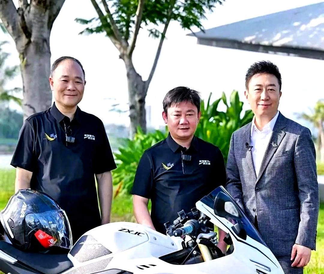 当拉维利亚公开说“张雪让入华进程加快”时，基本就坐实了方向。毕竟，WSBK亚太