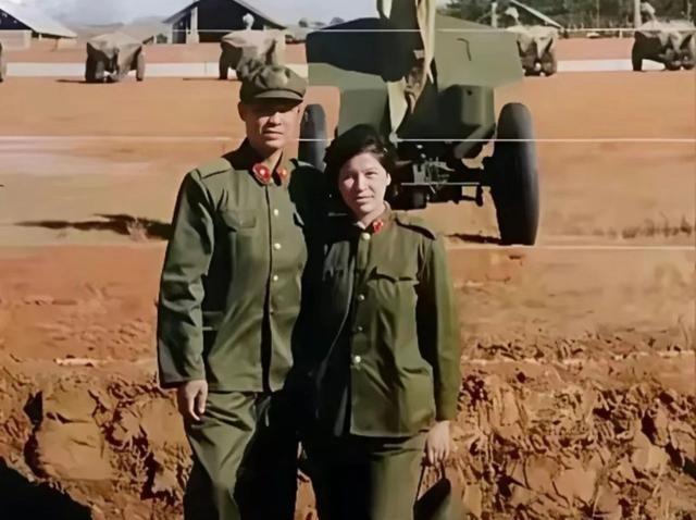1987年的中国西南边境，硝烟尚未完全散尽，两山轮战的紧张氛围正悄然弥漫。在这