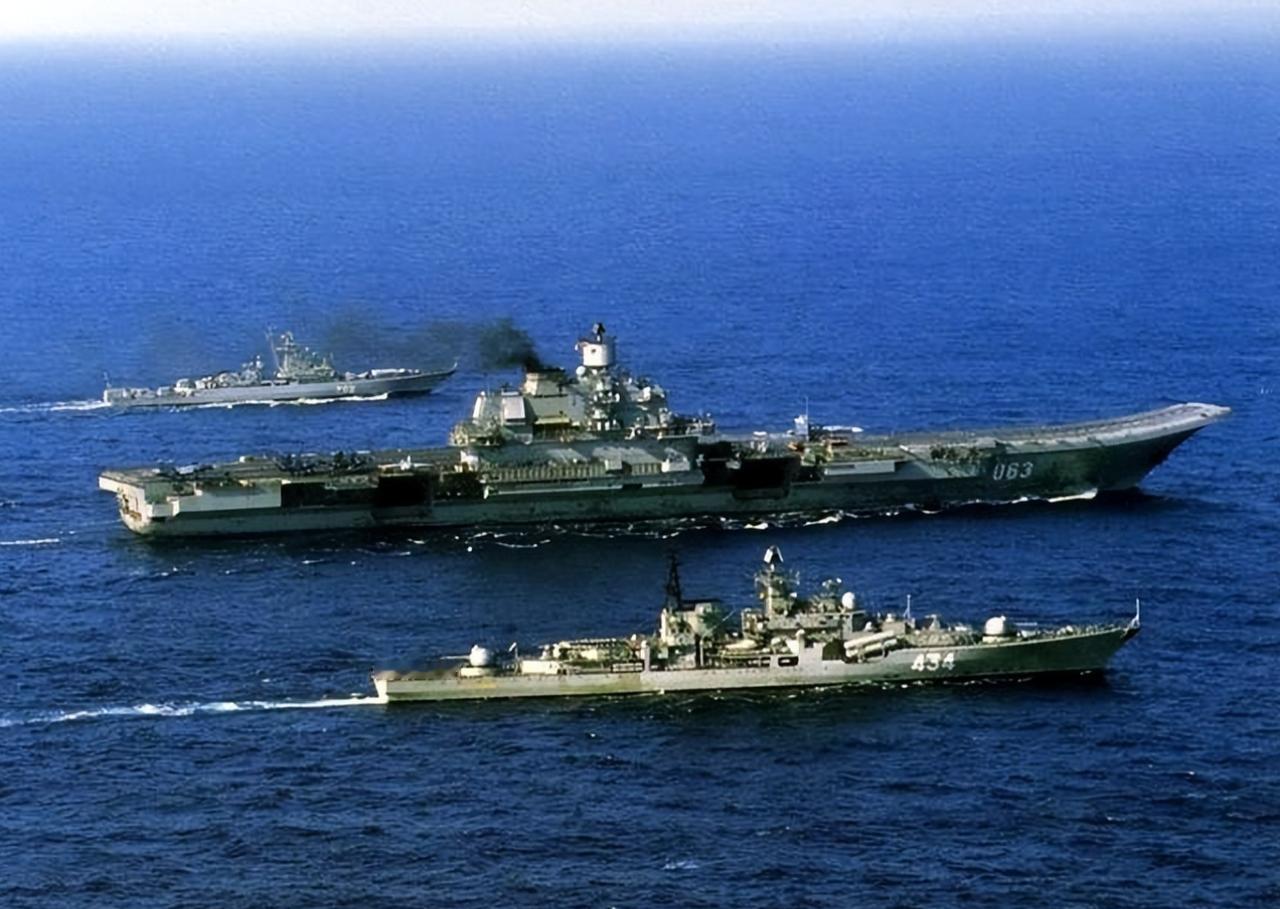 五常中唯一不造航母的国家，实力不输中国，美国十分忌惮！2025年7月，