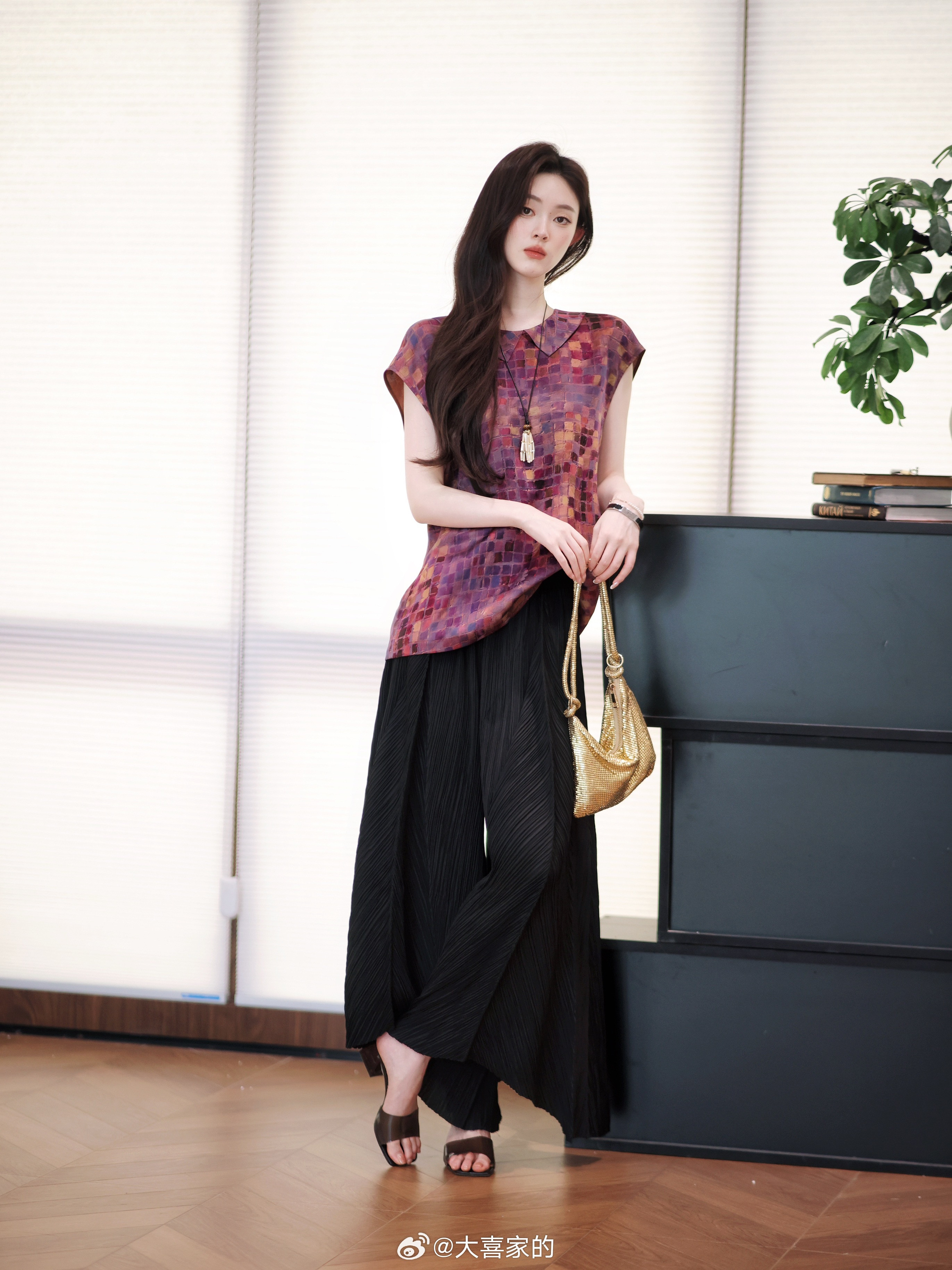真丝红云纱真的太美太牛了彩色油画感格纹印花前后/一衣两穿是清凉/美貌/实穿度都
