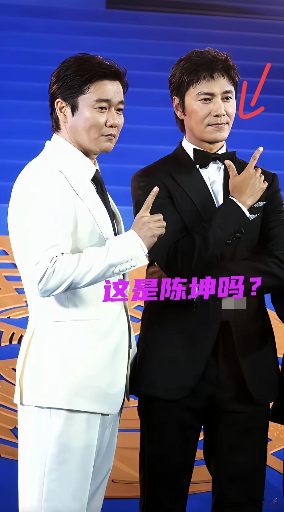 大家发现了没，近段时间这些娱乐圈的演员明星们，在参加活动时，是怎么回事？怎么感