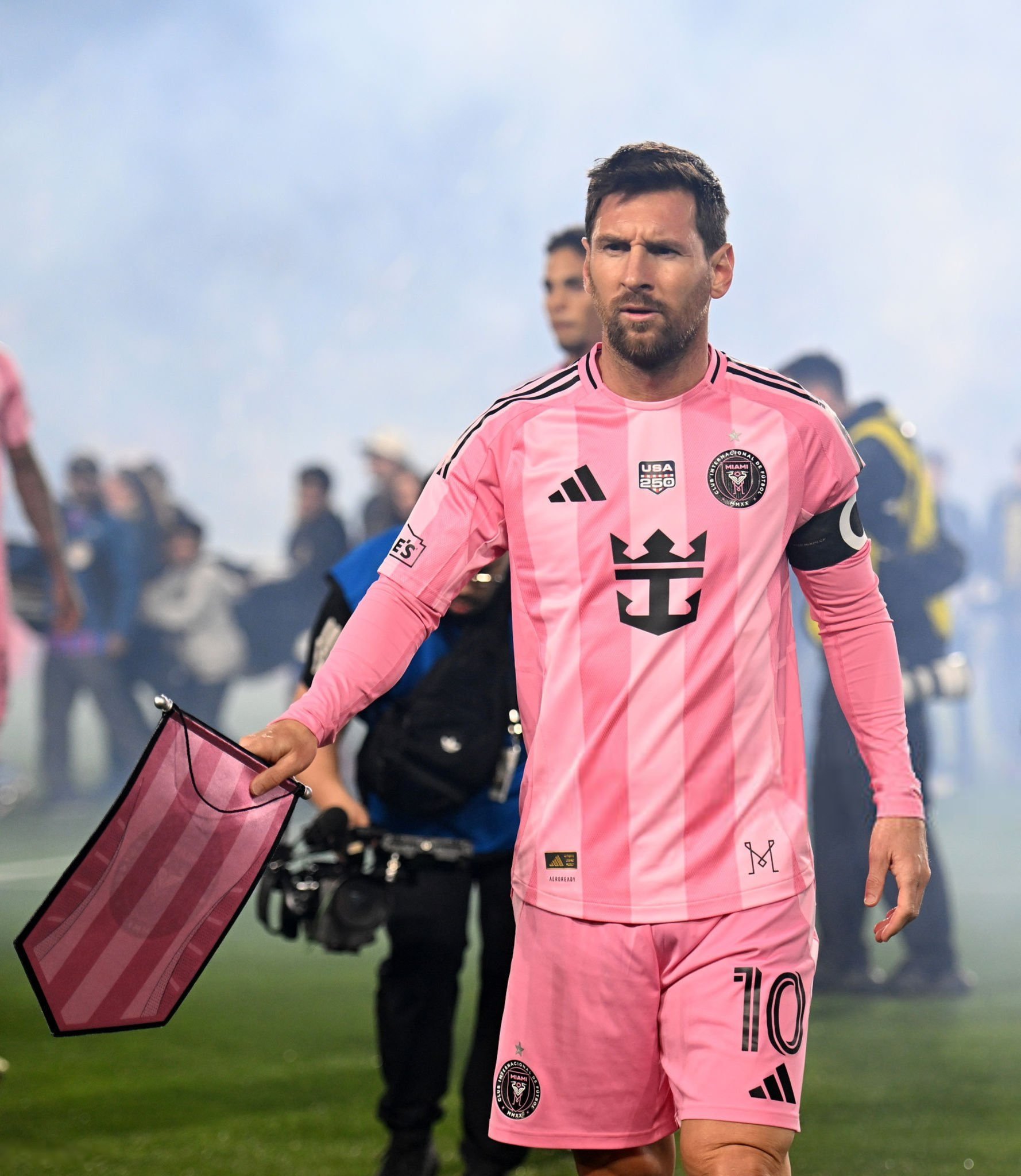 莉齐·佩切拉诺（ESPN）：经过进一步审查，美国职业足球大联盟（MLS）认定梅西