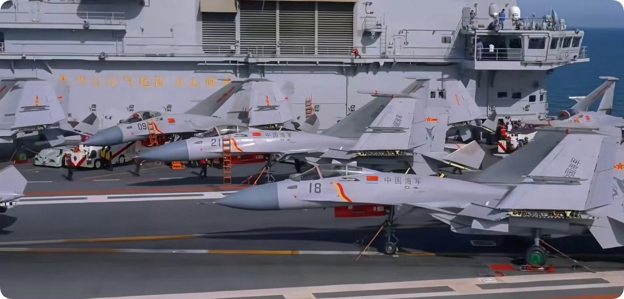 我们满满当当的试验训练舰---