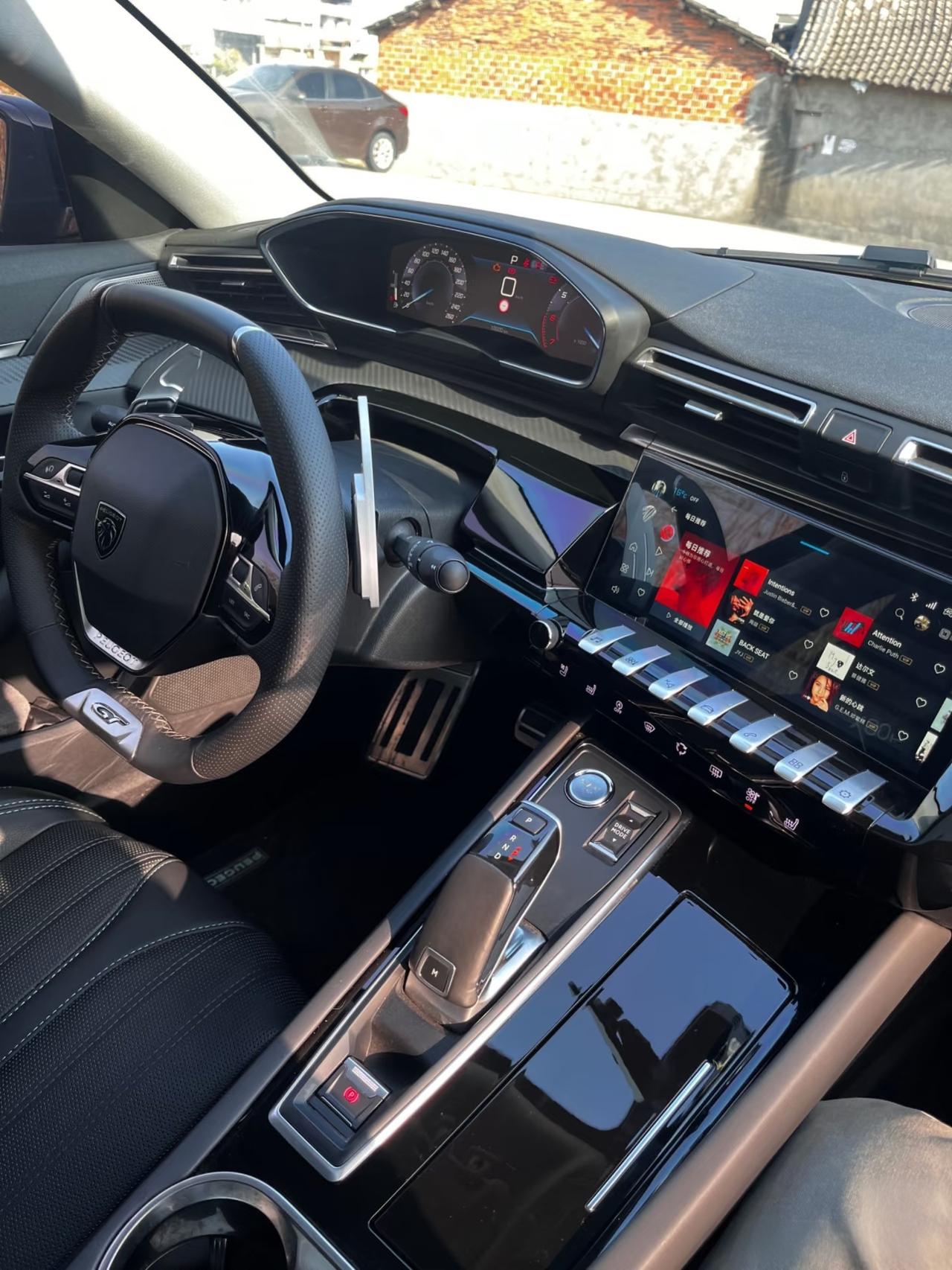 放弃凯美瑞，17万入手这台508L，开了一个多月，车主表示当初的选择略有惊喜，