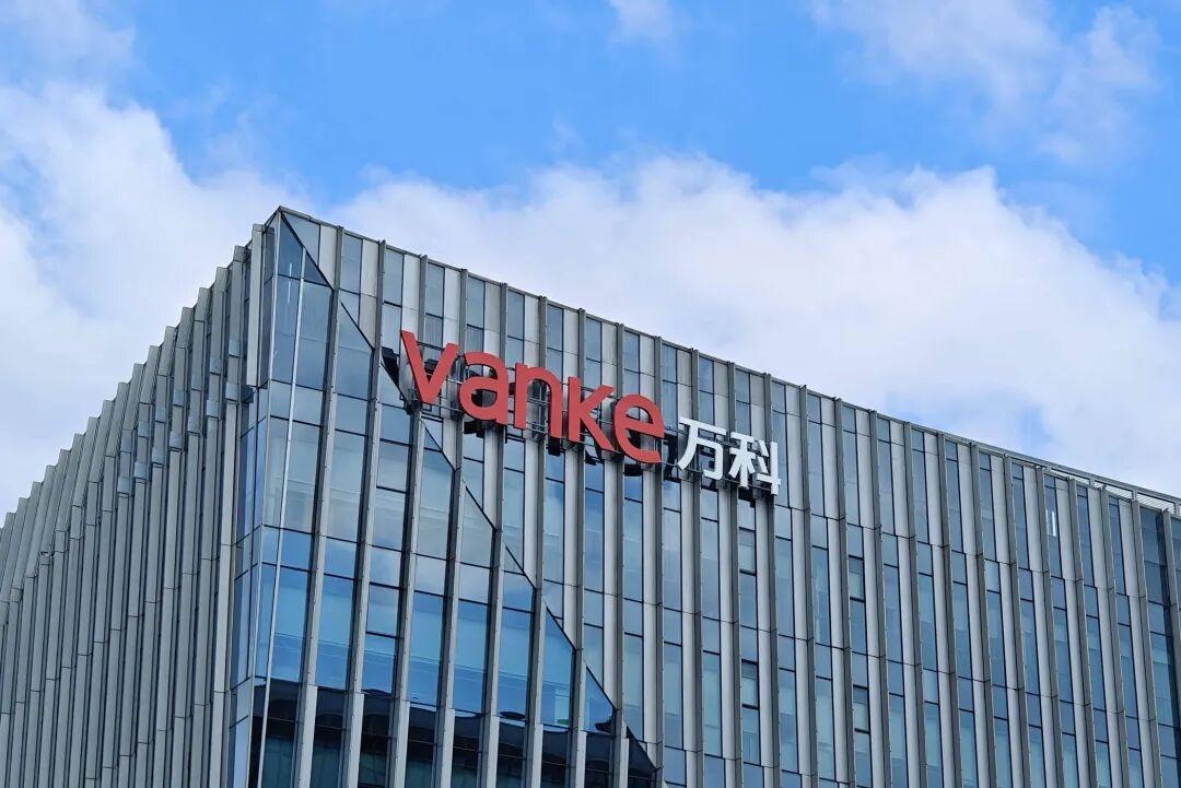 【优等生万科也陷入危机】多家媒体报道以及可公开查询的消息称：