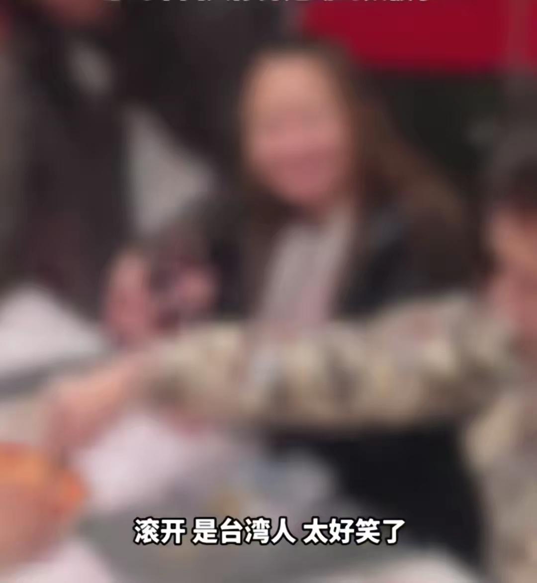 这篇文章报道了一起意大利披萨店老板侮辱台湾游客事件，以及华人群体的坚决反击。事件