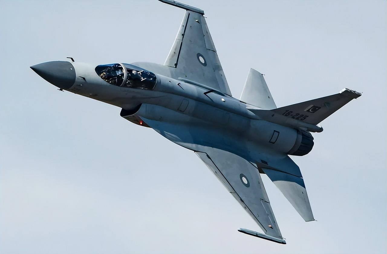 狂揽100亿美元，巴基斯坦军工出口爆单了！对中国有哪些好处？ 最近半年，巴基