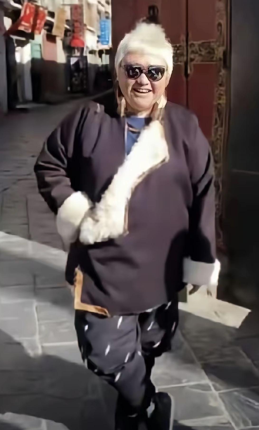 这下彻底懂了何为人靠衣装马靠鞍！穿搭和造型真的太加分，气质直接换了一个人。合