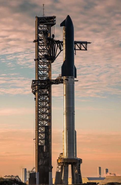 外媒：星舰一旦成功，将彻底终结中国卫星发射海外订单。星舰成功意味着什么？会对中国