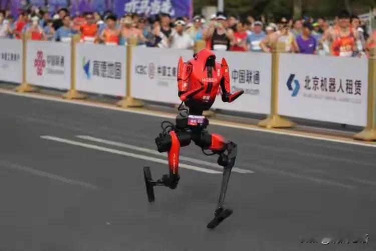 中国机器人军团正在全球赛道上狂飙突进，马斯克那句“第二到第十都是中国的”绝非客套