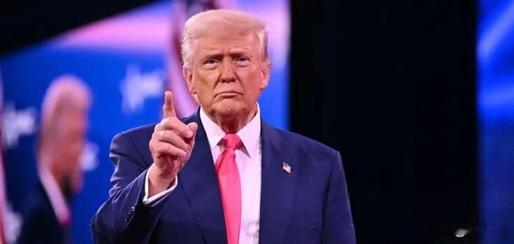 情报、武器、星链、能源四重施压：特朗普全方位逼迫乌克兰对俄让步当前俄乌冲突