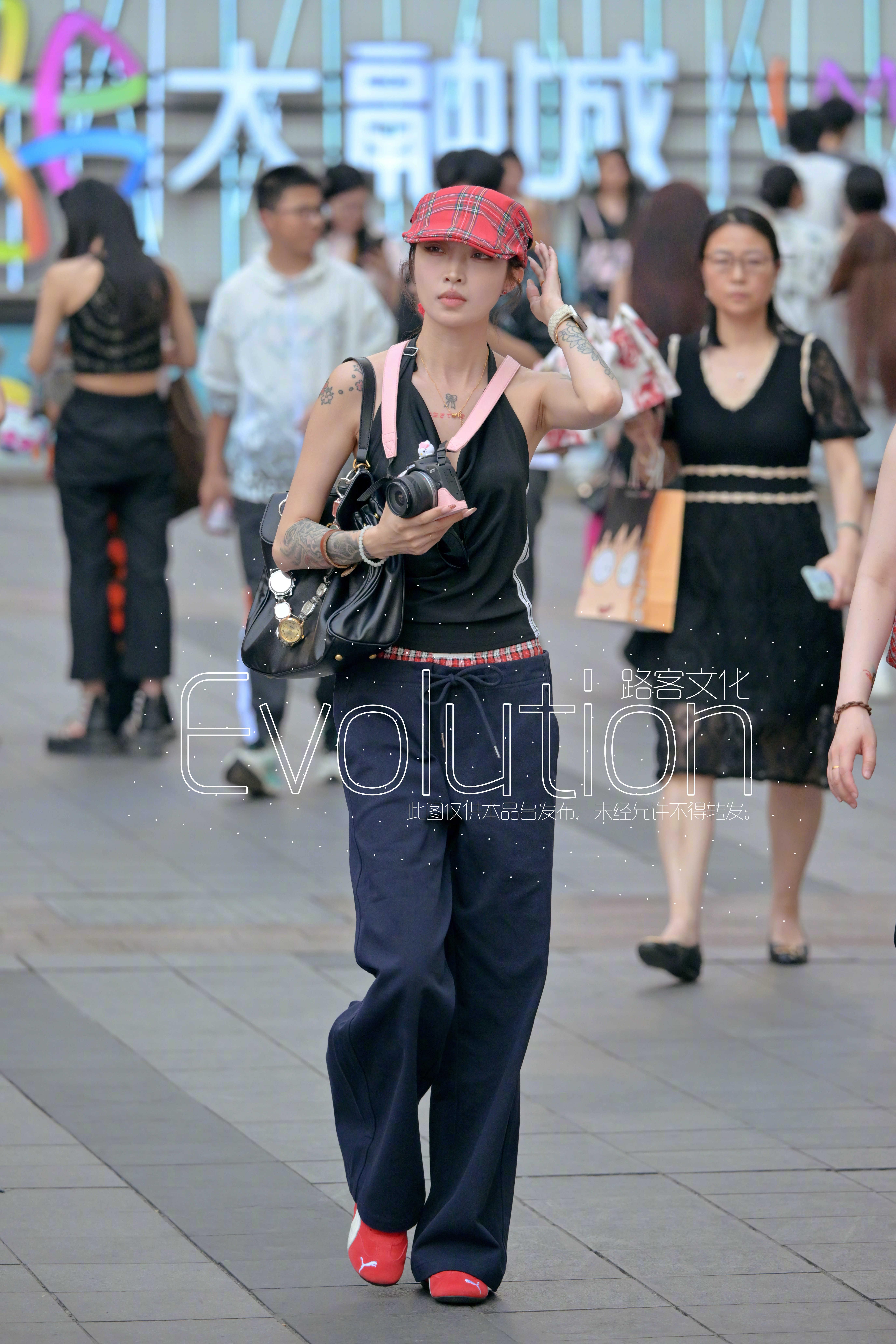 彪马的赛车鞋默默的又火起来了今年好多女生都在穿​​​