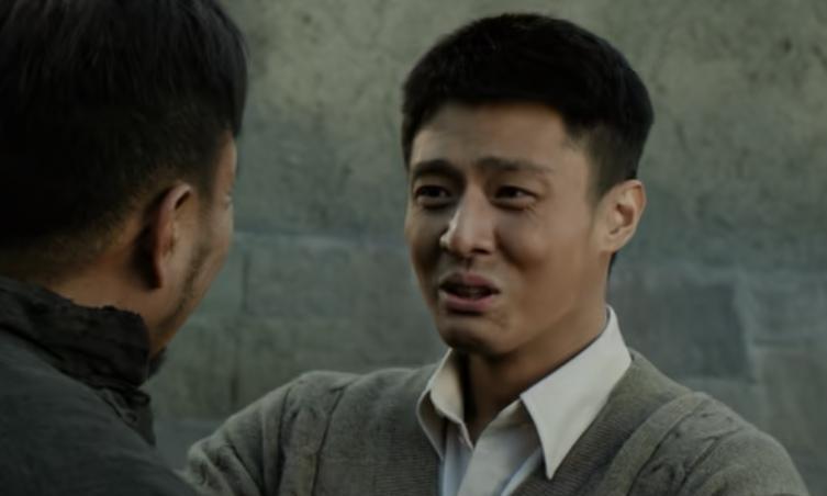 《归队》小贵家真是阔气！自从小贵回到家后，他一直都是吃了睡，睡了吃，这让老爹急得