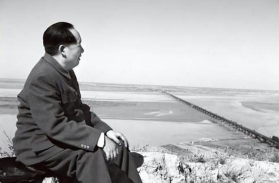 原来毛主席在1949年就想要攻打台湾，那时候应该是最好打的吧。1949年7月份，