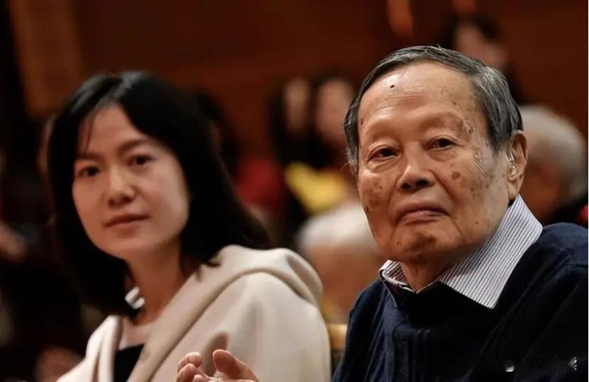 杨振宁先生离世，翁帆会号啕大哭？懂的人都知道，这种悲伤更沉有人问，杨振宁先生去