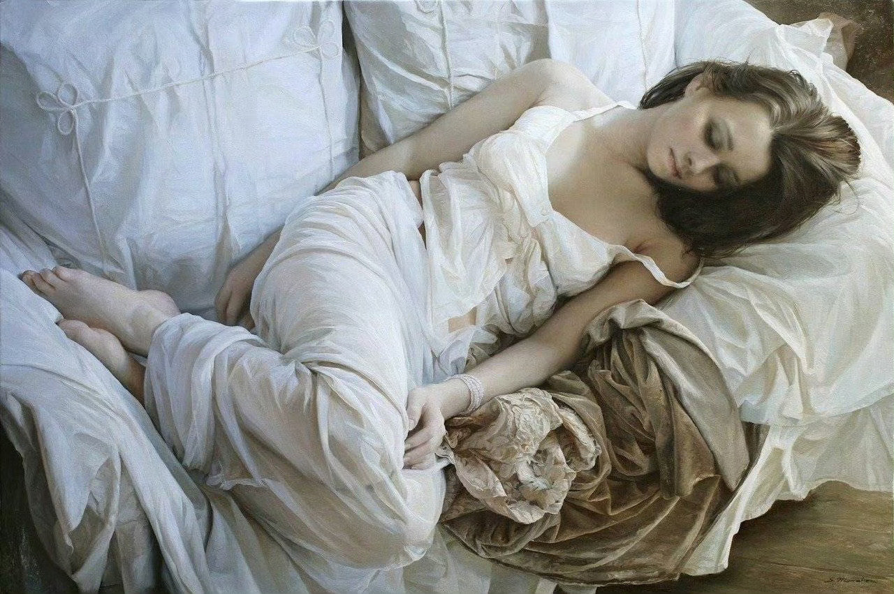 一组唯美人物油画其作品造型精准严谨，人体结构、布料褶皱、毛发肌理刻画入微；油彩晕