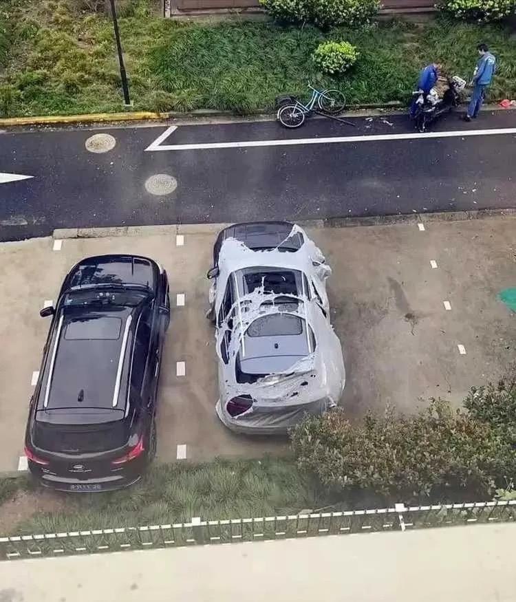 这是用了多久坏这样了